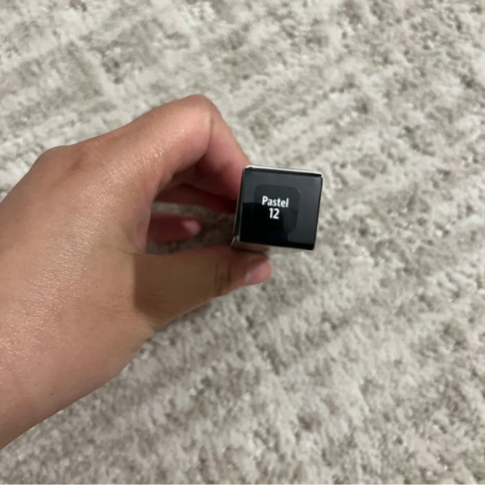 Bobbi Brown bobbi brown